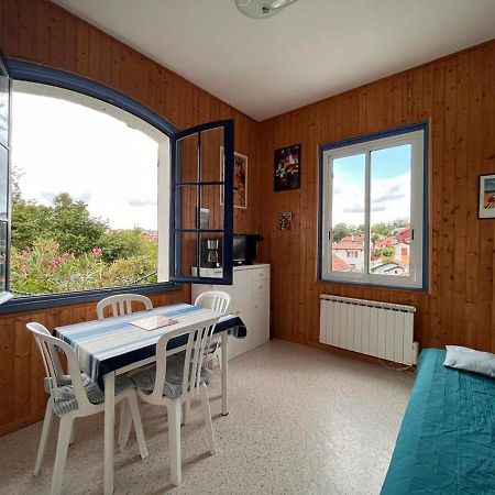 Appartement Calme Proche Plage Avec Parking Gratuit A Saint-Jean-De-Luz - Fr-1-239-804 מראה חיצוני תמונה